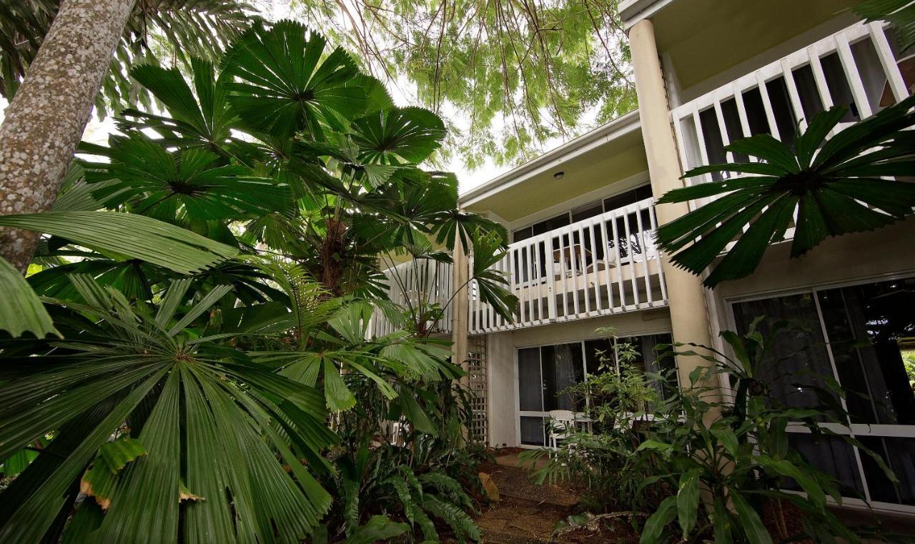 Rainforest Castaways Resort And Spa Мишън Бийч Екстериор снимка